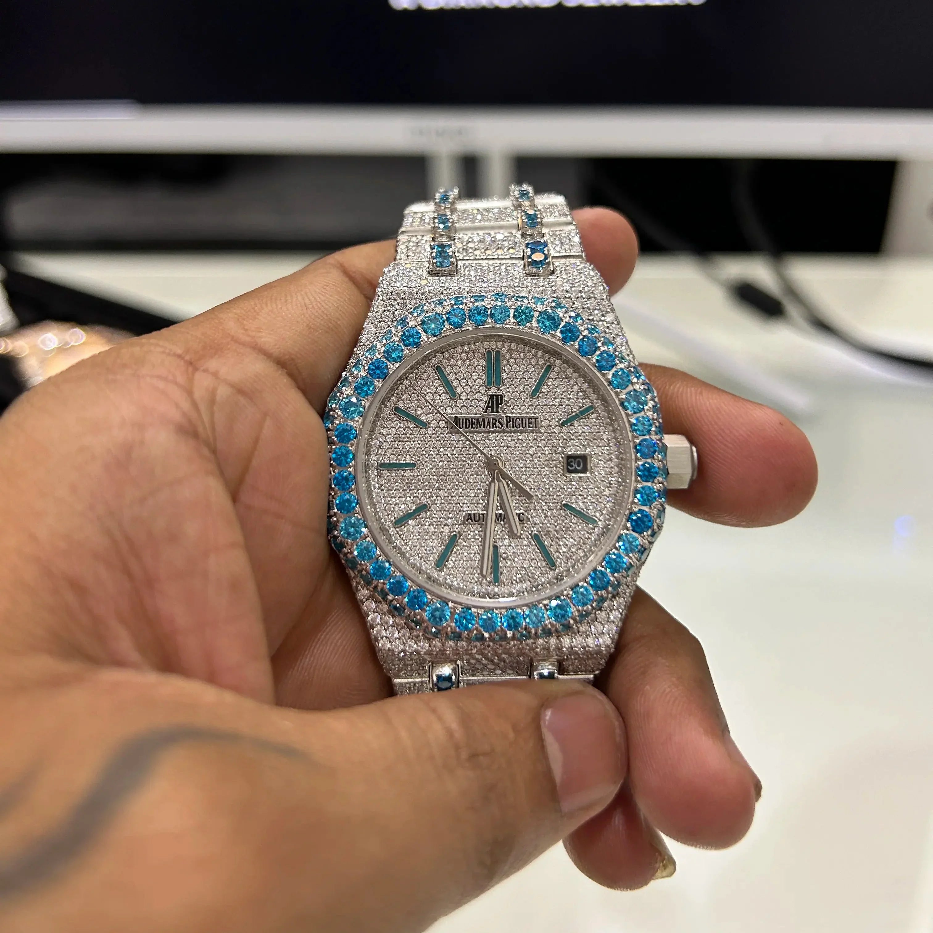 Moissanite xBlue  Watch